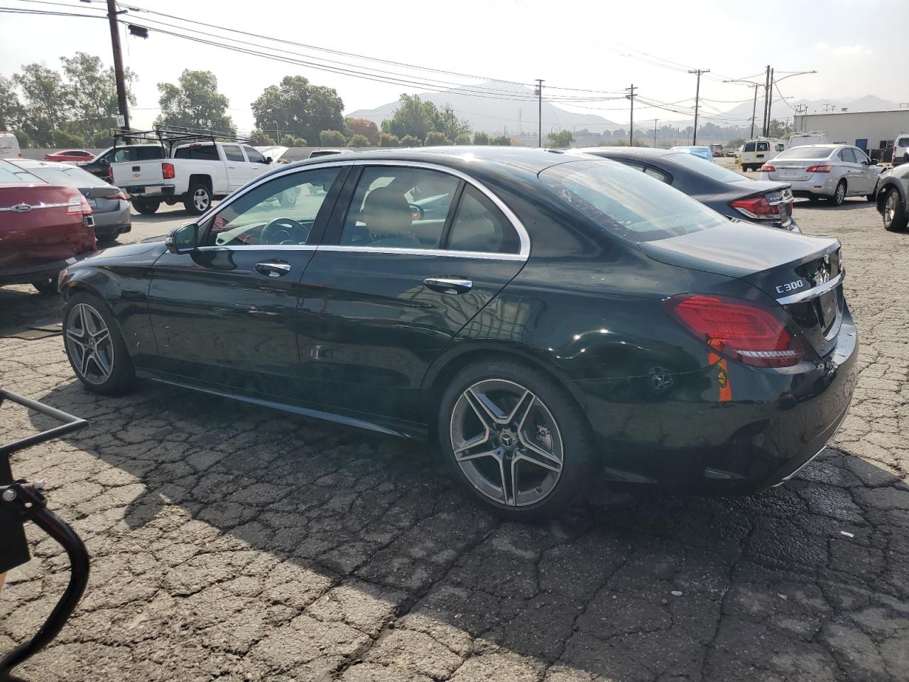 Image 2 of 2019 MERCEDES-BENZ C 300 2019 with VIN 55SWF8DBXKU319721