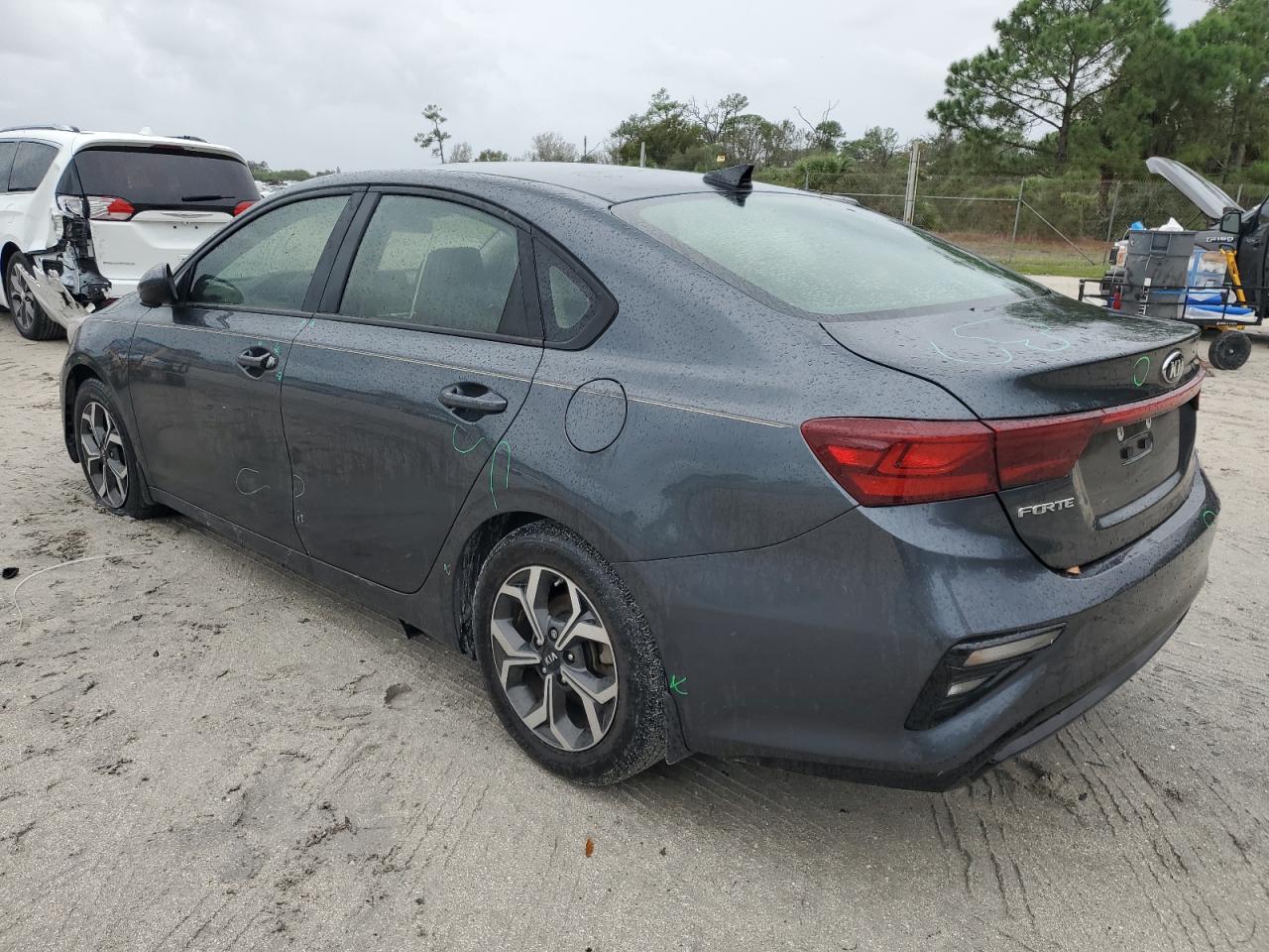 Obraz 2 z 2020 KIA FORTE FE 2020 z VIN 3KPF24AD6LE148453