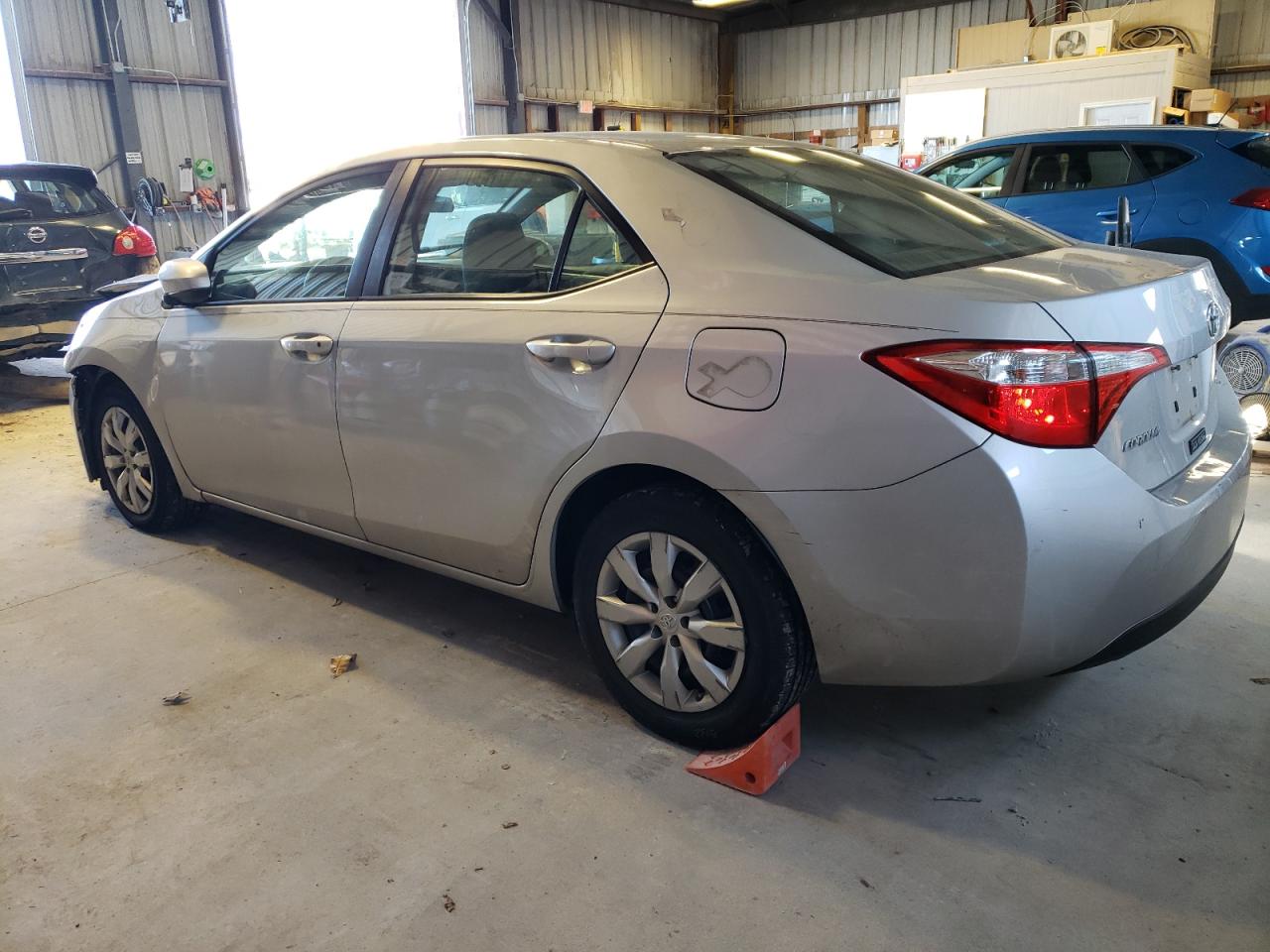 Изображение 2 2015 TOYOTA COROLLA L 2015 с VIN 5YFBURHE1FP207240