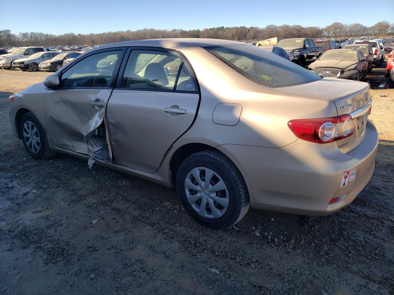 Obraz 2 z 2011 TOYOTA COROLLA BASE 2011 z VIN JTDBU4EE1B9124611