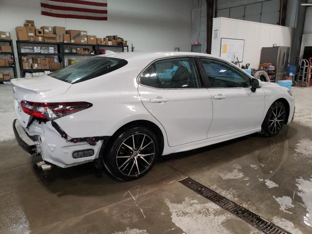 Obraz 3 z 2022 TOYOTA CAMRY SE 2022 z VIN 4T1G11AKXNU054452