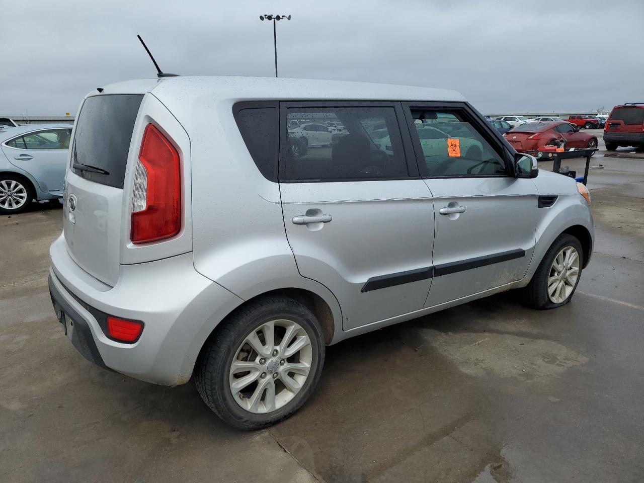 Obraz 3 z 2012 KIA SOUL + 2012 z VIN KNDJT2A64C7378618