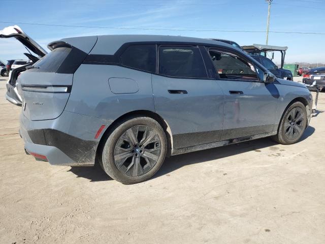 Obraz 3 z 2022 BMW IX XDRIVE50 2022 z VIN WB523CF08NCK67378
