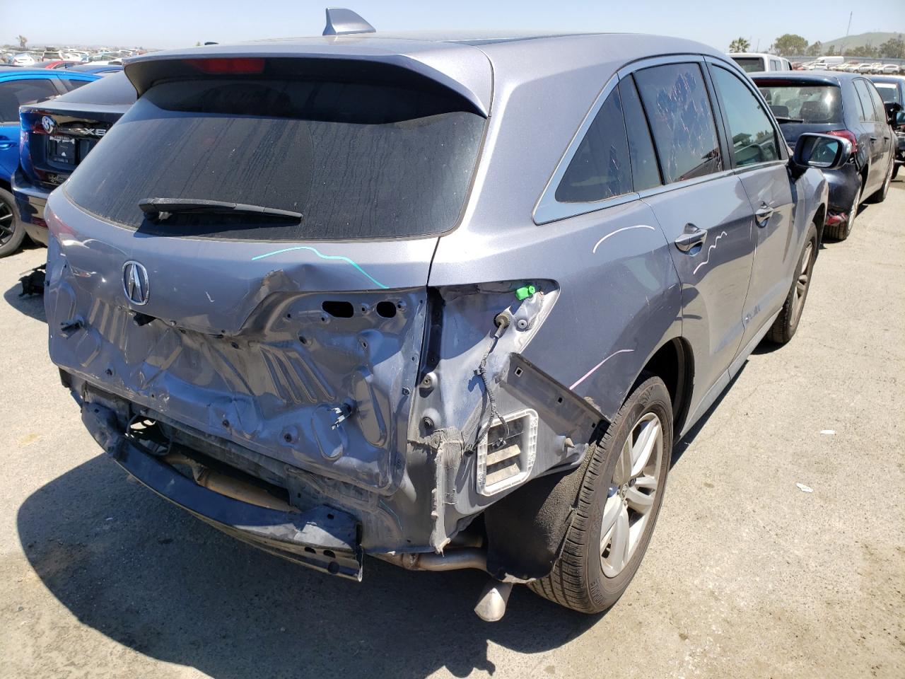 Image 3 of Acura Rdx 2014 with VIN 5J8TB3H33EL005921