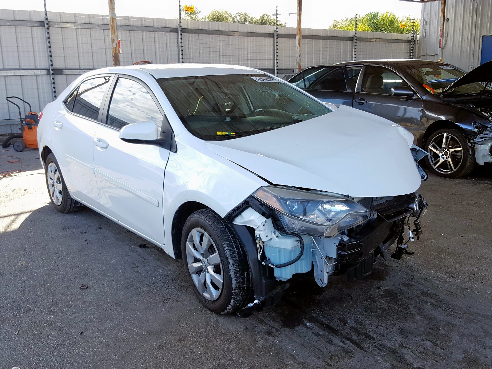 Obraz 1 z 2015 TOYOTA COROLLA L 2015 z VIN 2T1BURHE0FC309600