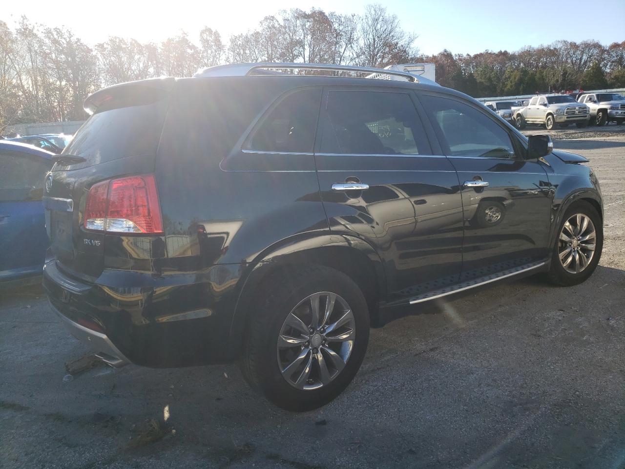 Obraz 3 z 2013 KIA SORENTO SX 2013 z VIN 5XYKW4A23DG333260