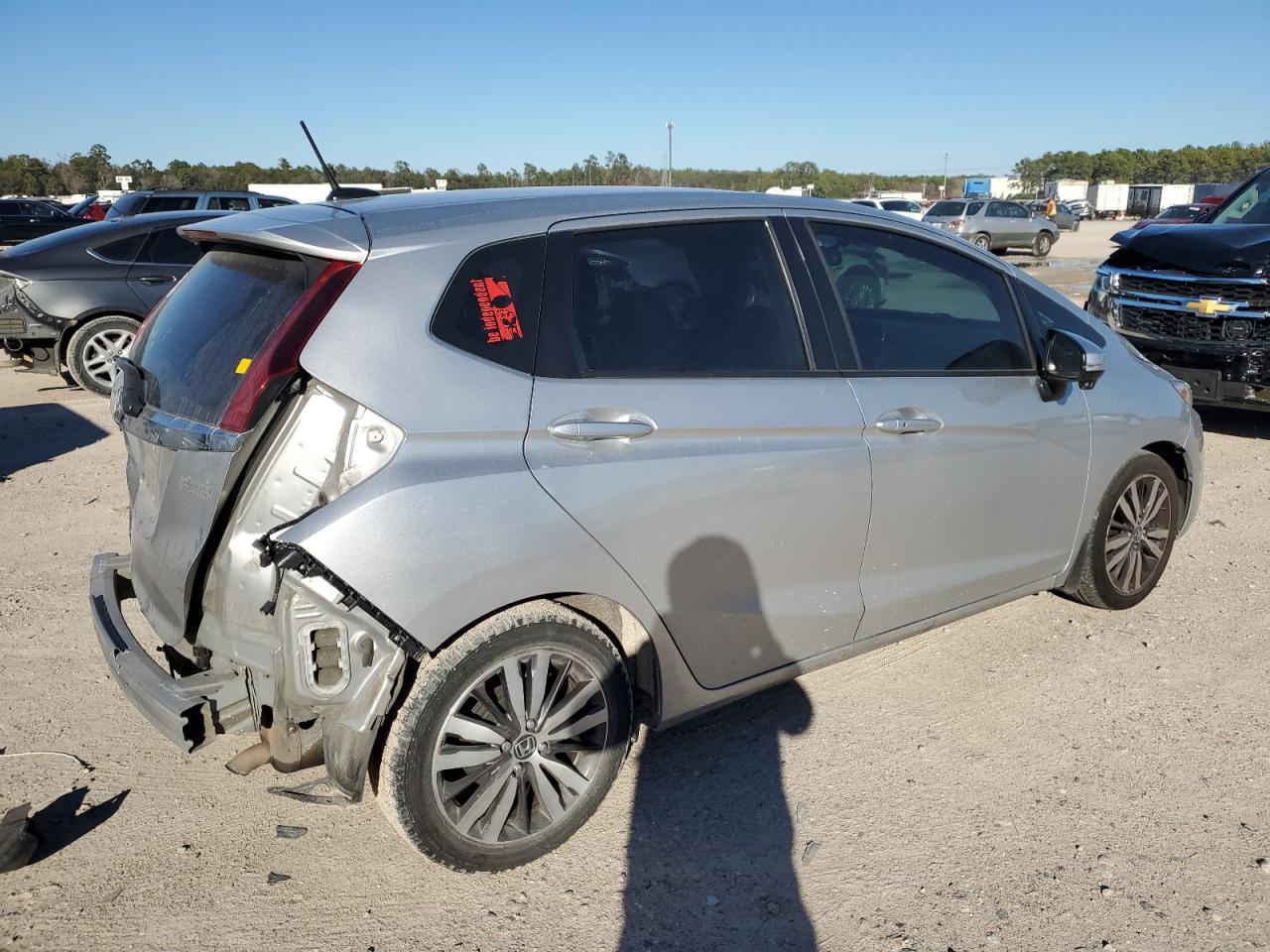 Image 3 of 2016 HONDA FIT EX 2016 with VIN 3HGGK5H91GM701549