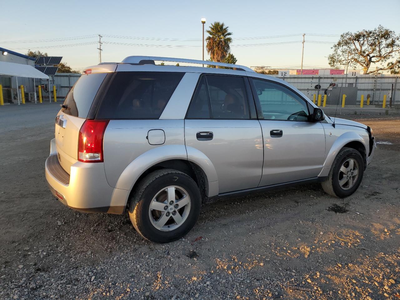 Obraz 3 z 2006 SATURN VUE  2006 z VIN 5GZCZ33D66S833252