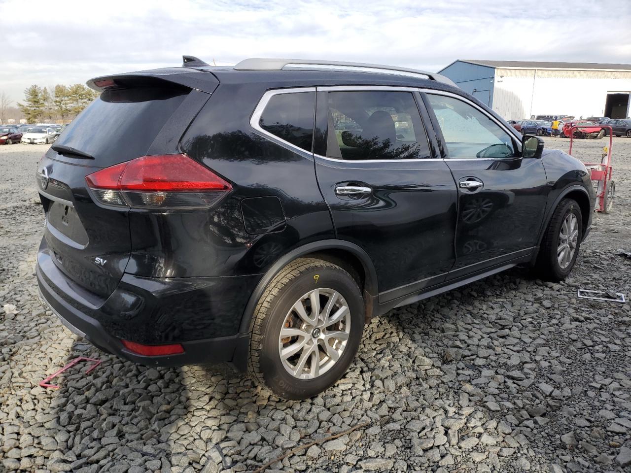 Image 3 of 2018 NISSAN ROGUE S 2018 with VIN KNMAT2MV3JP610688