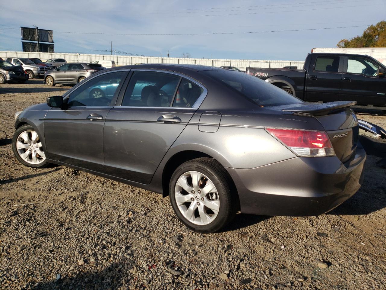 Image 2 of 2008 HONDA ACCORD EXL 2008 with VIN JHMCP26868C012843
