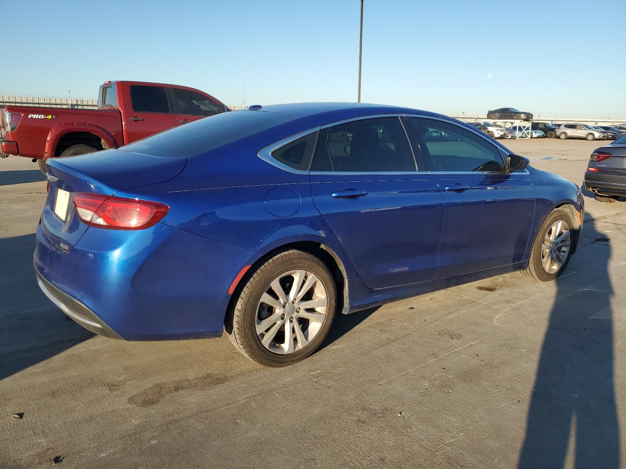 Изображение 3 2015 CHRYSLER 200 LIMITED 2015 с VIN 1C3CCCAB5FN709755