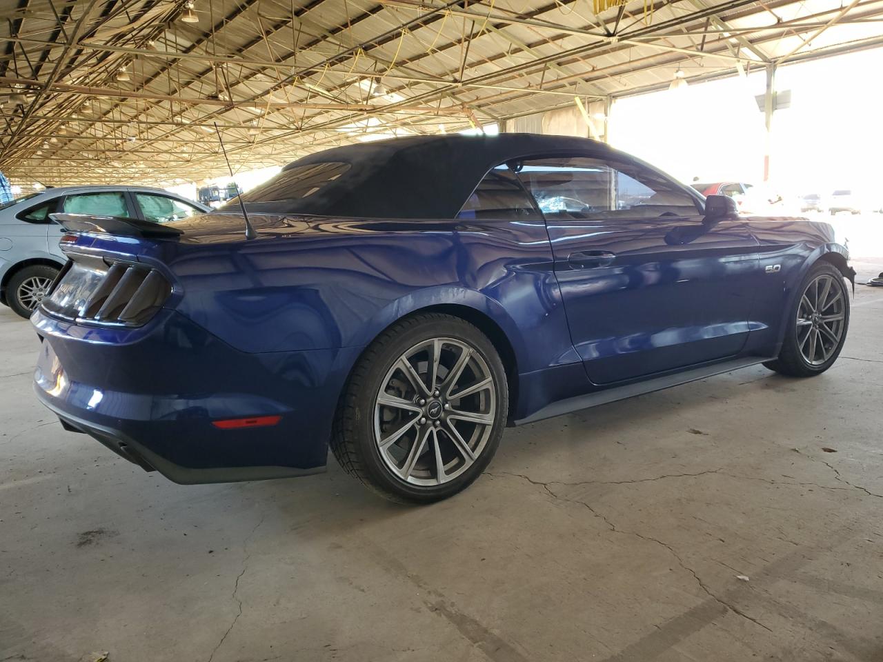 Obraz 3 z 2016 FORD MUSTANG GT 2016 z VIN 1FATP8FF2G5334231