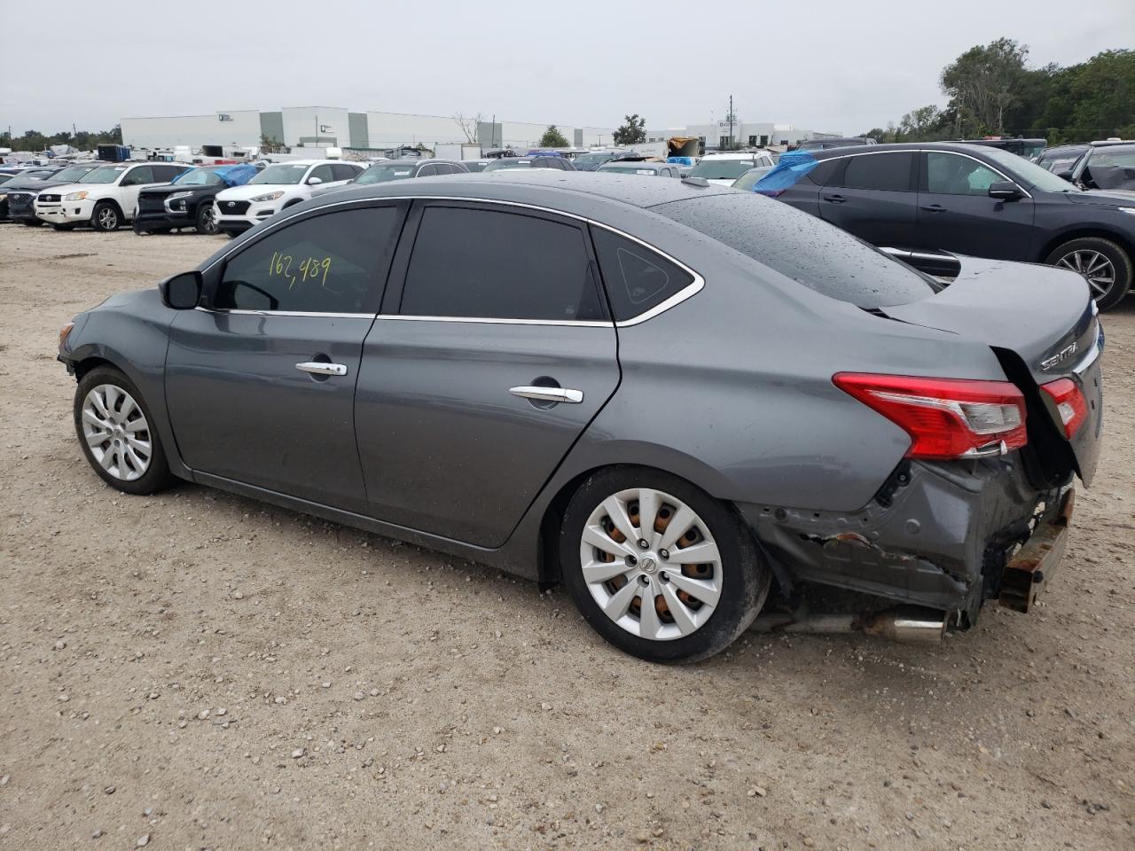 Obraz 2 z 2017 NISSAN SENTRA S 2017 z VIN 3N1AB7APXHL662821