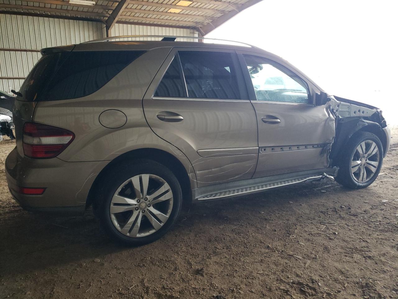Изображение 3 2010 MERCEDES-BENZ ML 350 2010 с VIN 4JGBB5GB1AA596590