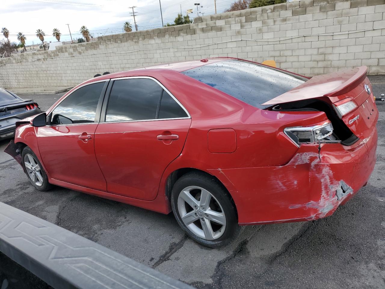 Image 2 of 2014 TOYOTA CAMRY L 2014 with VIN 4T1BF1FK7EU766731