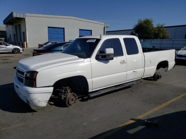 Image 1 of 2004 CHEVROLET SILVERADO C1500 2004 with VIN 2GCEC19T341227970