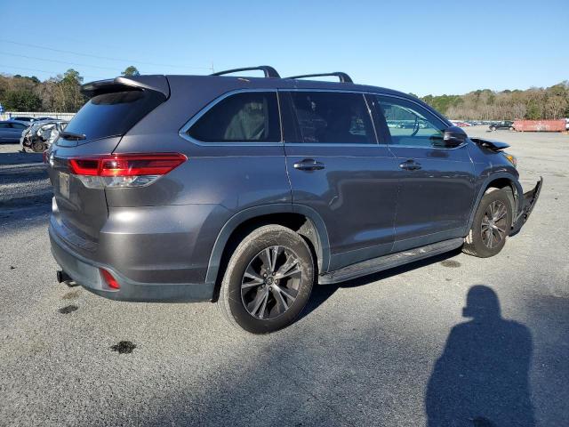 Image 3 of 2019 TOYOTA HIGHLANDER LE 2019 with VIN 5TDZARFH4KS042273