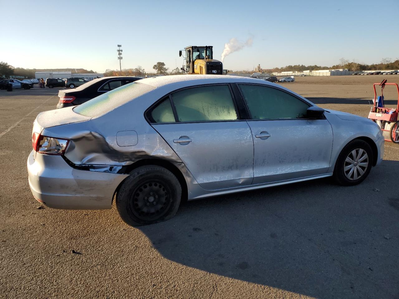 Image 3 of 2014 VOLKSWAGEN JETTA BASE 2014 with VIN 3VW2K7AJ8EM243933