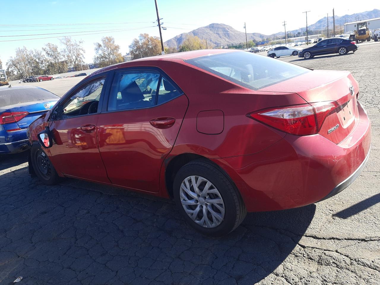 Obraz 2 z 2019 TOYOTA COROLLA L 2019 z VIN 5YFBURHEXKP897760