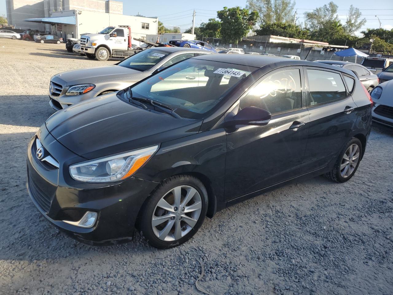 Obraz 1 z 2014 HYUNDAI ACCENT GLS 2014 z VIN KMHCU5AE8EU175519