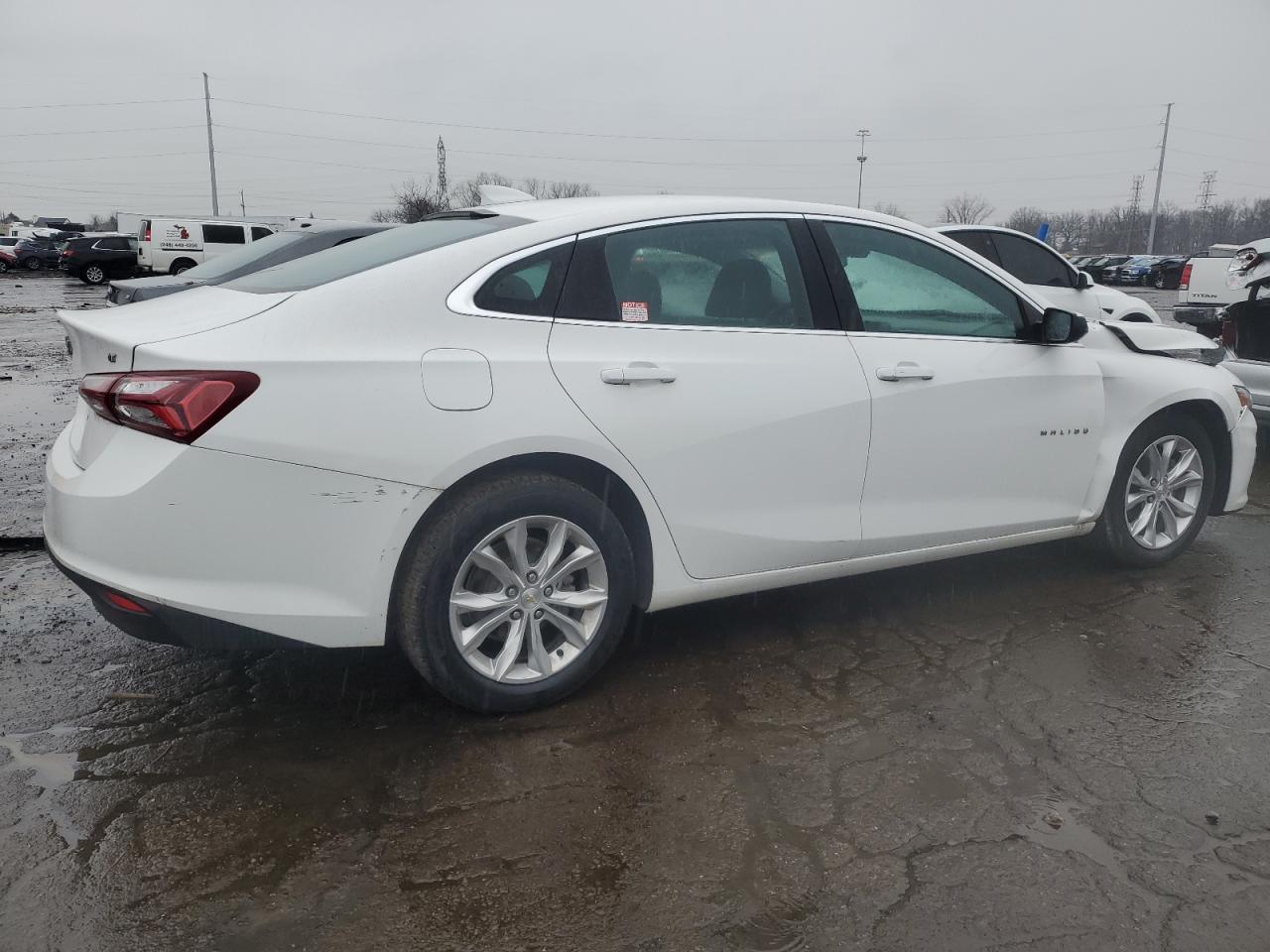 Image 3 of 2020 CHEVROLET MALIBU LT 2020 with VIN 1G1ZD5ST1LF118083
