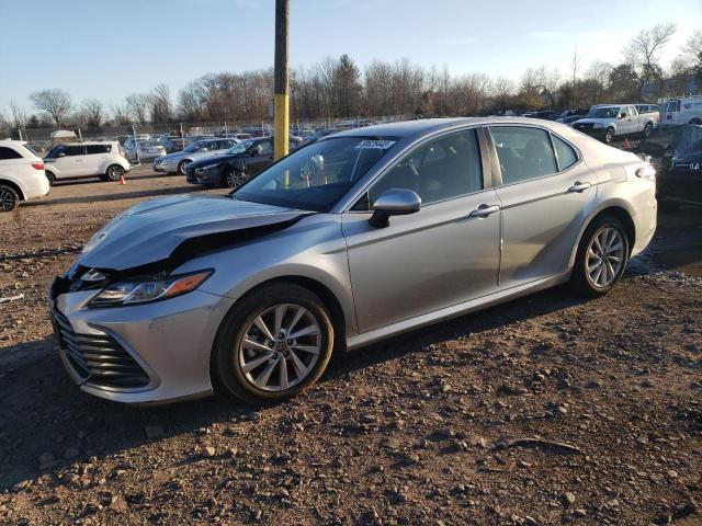 Image 1 of 2022 TOYOTA CAMRY LE 2022 with VIN 4T1C11BK7NU069343