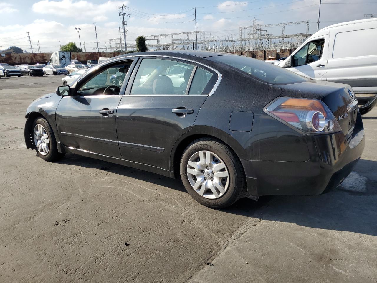 Изображение 2 2012 NISSAN ALTIMA BASE 2012 с VIN 1N4AL2AP5CC260390