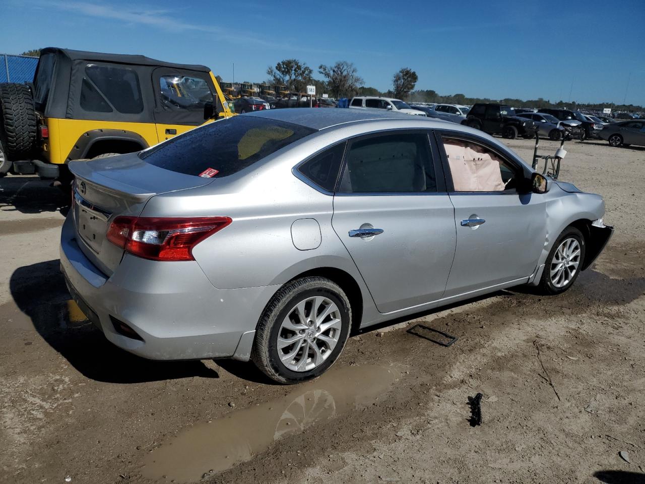 Obraz 3 z 2017 NISSAN SENTRA S 2017 z VIN 3N1AB7APXHY299343