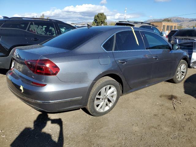 Image 3 of 2018 VOLKSWAGEN PASSAT SE 2018 with VIN 1VWBA7A38JC023997