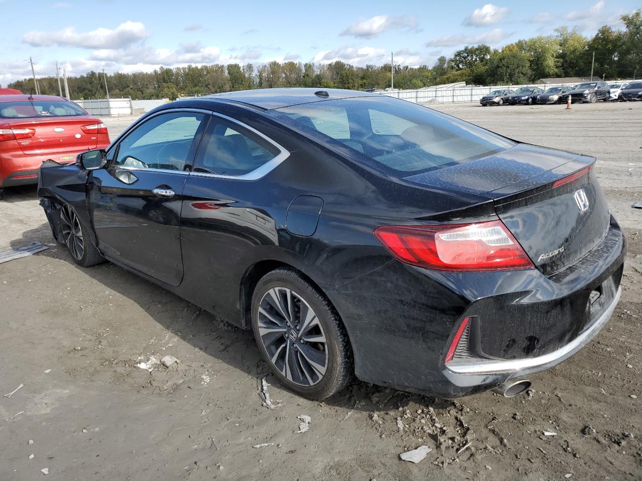 Image 2 of 2017 HONDA ACCORD EXL 2017 with VIN 1HGCT2B85HA003020