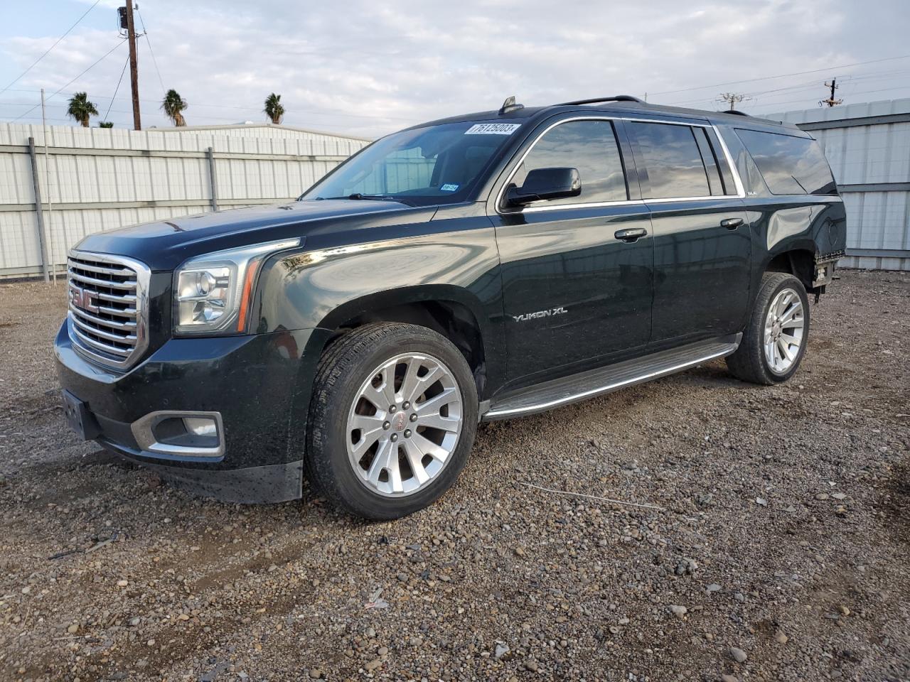 2016 GMC YUKON XL C1500 SLE 2016 image