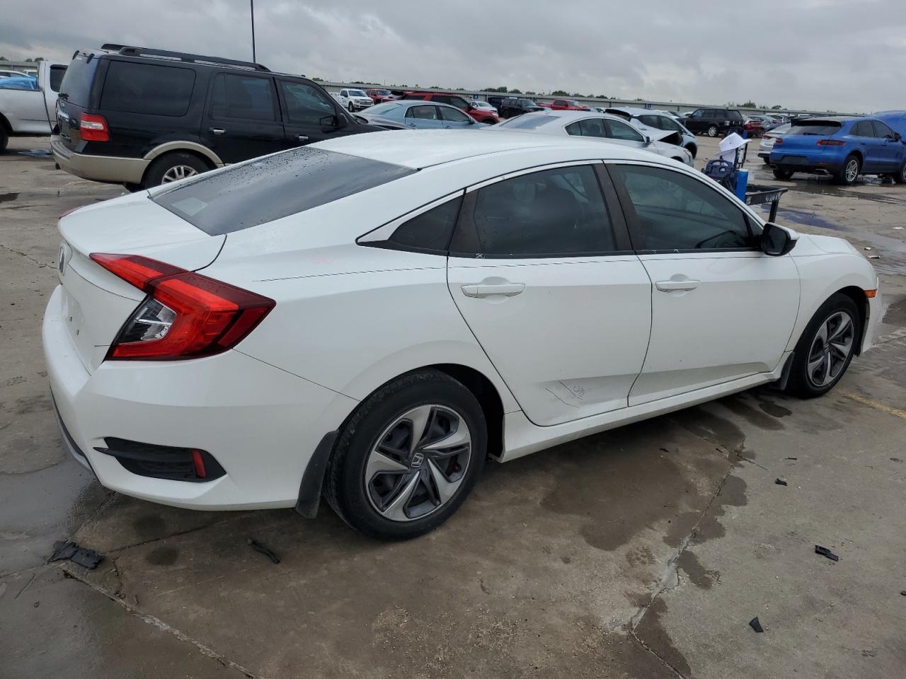 Изображение 3 2019 HONDA CIVIC LX 2019 с VIN 19XFC2F65KE043199