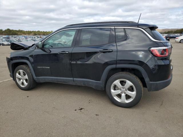 Image 2 of 2018 JEEP COMPASS LATITUDE 2018 with VIN 3C4NJDBB5JT492912