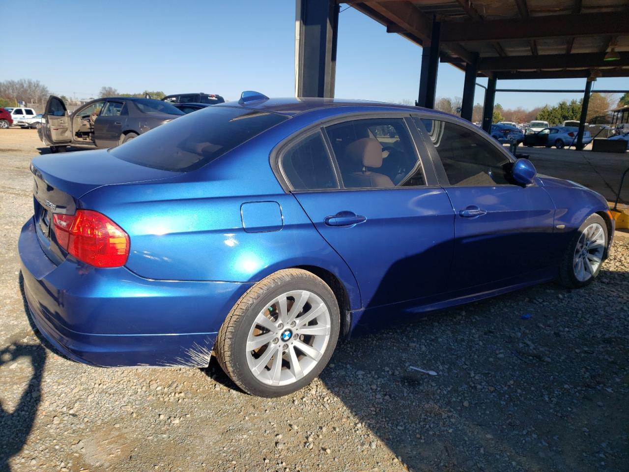 Obraz 3 z 2011 BMW 328 I 2011 z VIN WBAPH7C52BE461131
