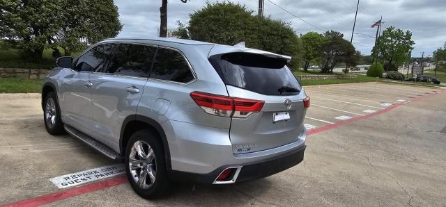 Image 3 of 2017 TOYOTA HIGHLANDER LIMITED 2017 with VIN 5TDYZRFH4HS227288
