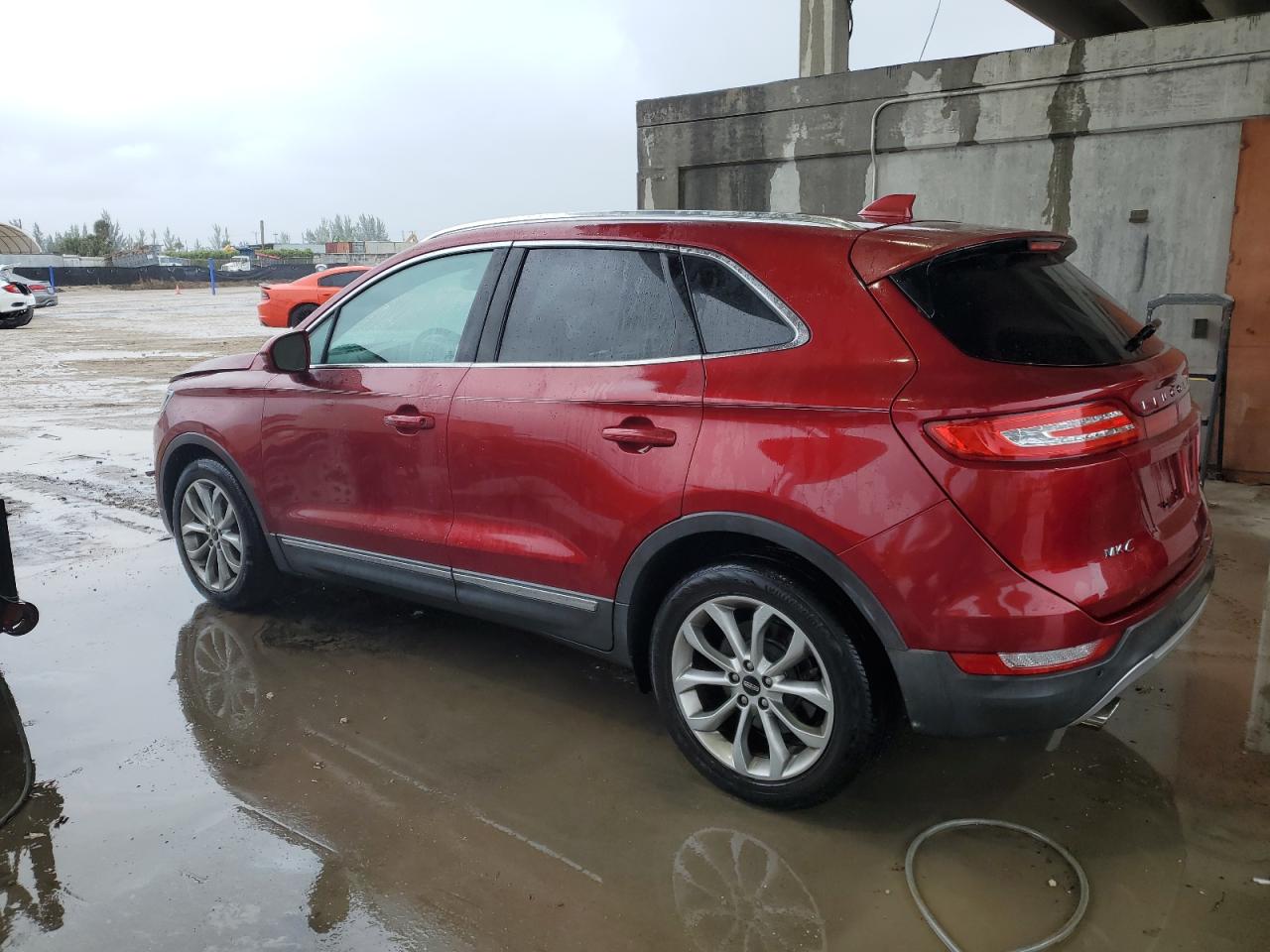 Obraz 2 z 2015 LINCOLN MKC  2015 z VIN 5LMCJ1A99FUJ10987