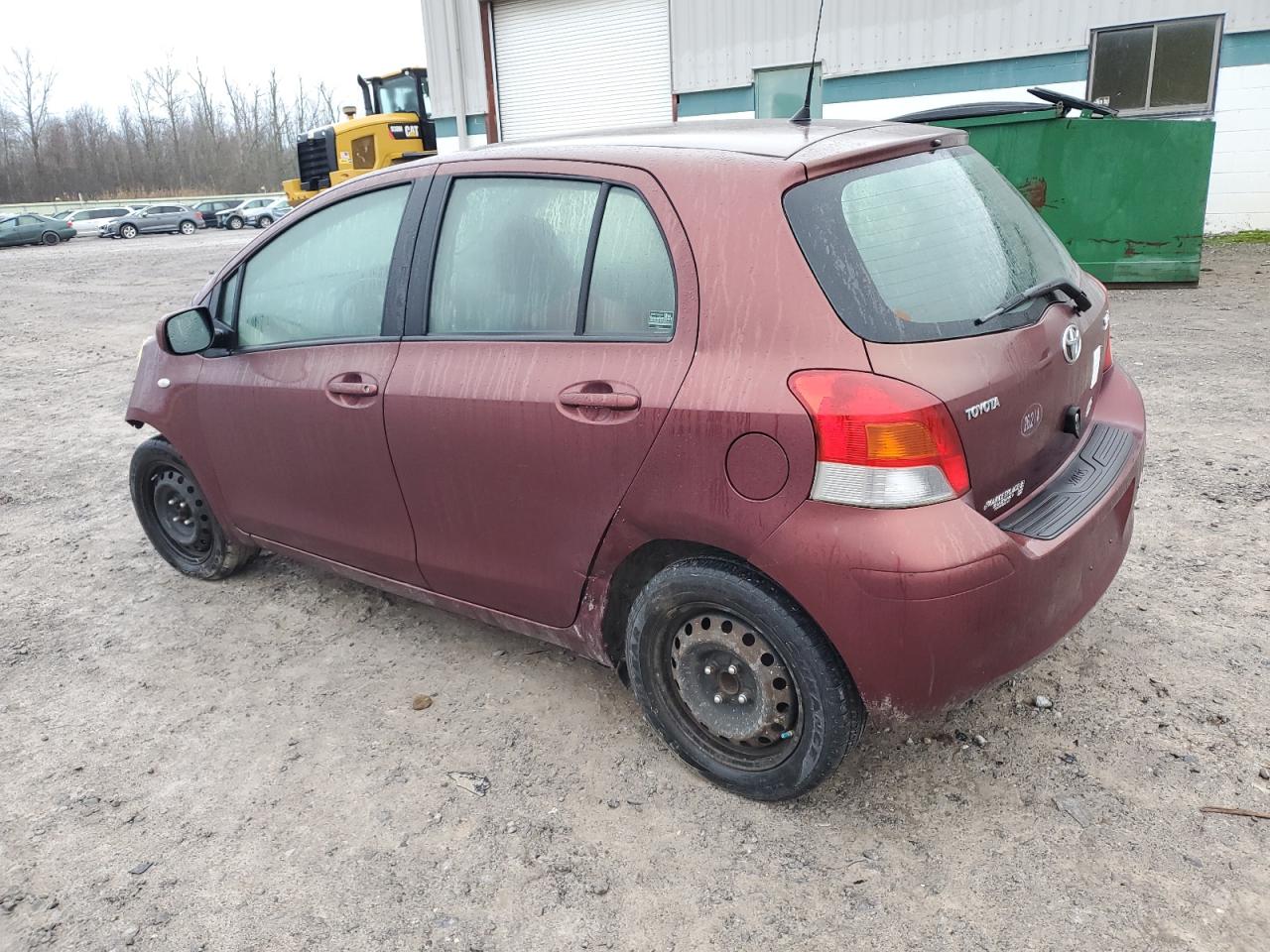 Изображение 2 2009 TOYOTA YARIS  2009 с VIN JTDKT903895243876