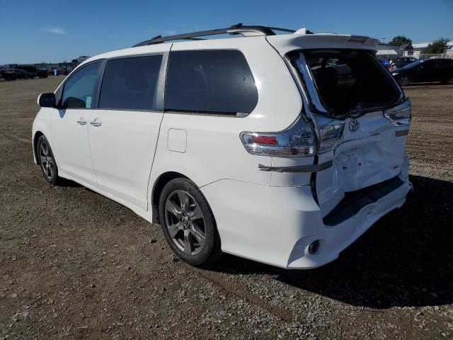 Image 2 of 2018 TOYOTA SIENNA SE 2018 with VIN 5TDXZ3DC4JS925308