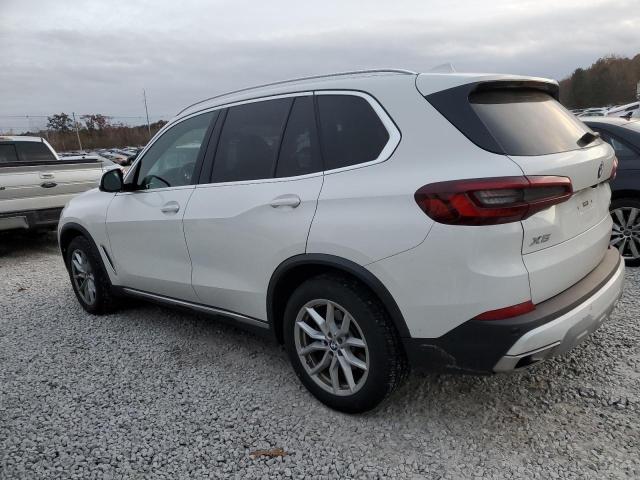 Изображение 2 2020 BMW X5 XDRIVE40I 2020 с VIN 5UXCR6C09L9C39811