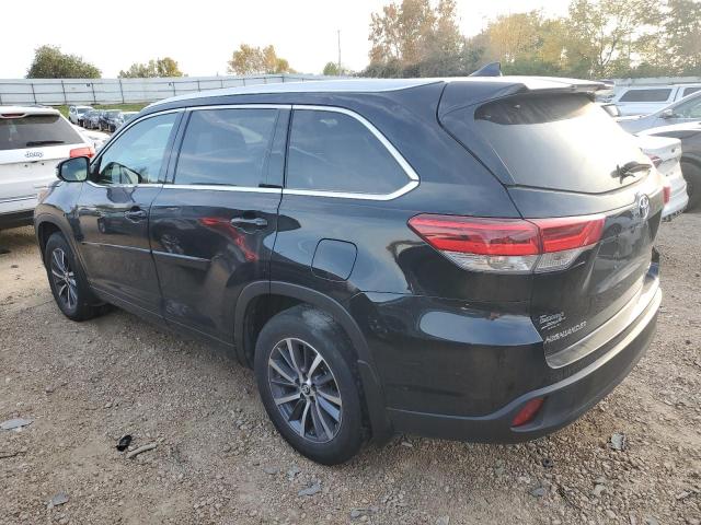 Obraz 2 z 2017 TOYOTA HIGHLANDER SE 2017 z VIN 5TDJZRFH9HS469818