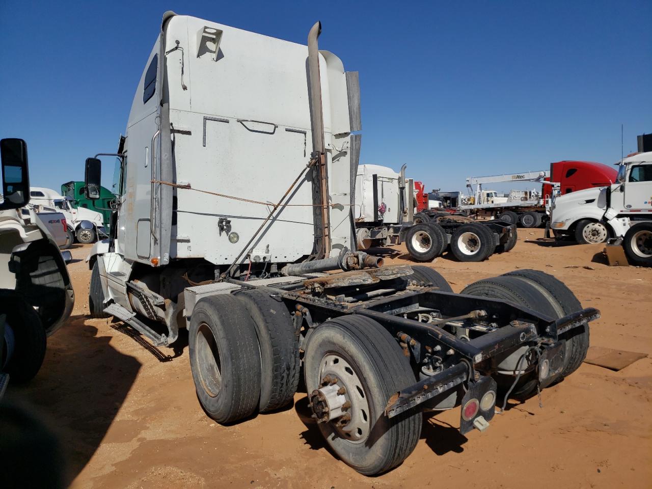 Image 3 of 2010 FREIGHTLINER CONVENTIONAL ST120 2010 with VIN 1FUJBBDR4ALAP2219