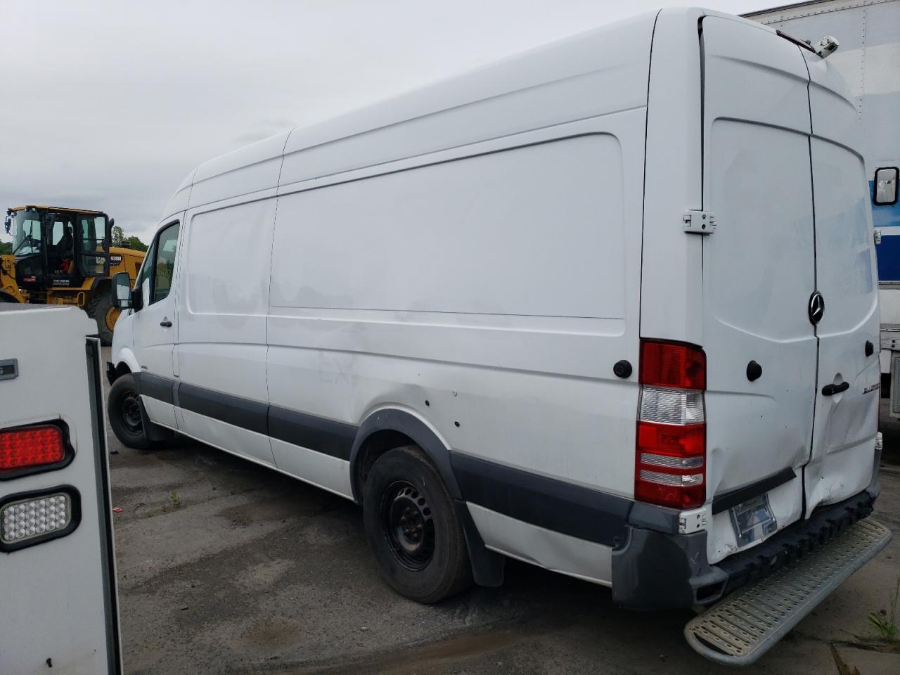 Image 2 of 2014 MERCEDES-BENZ SPRINTER 2500 2014 with VIN WD3PE8DE4E5902238