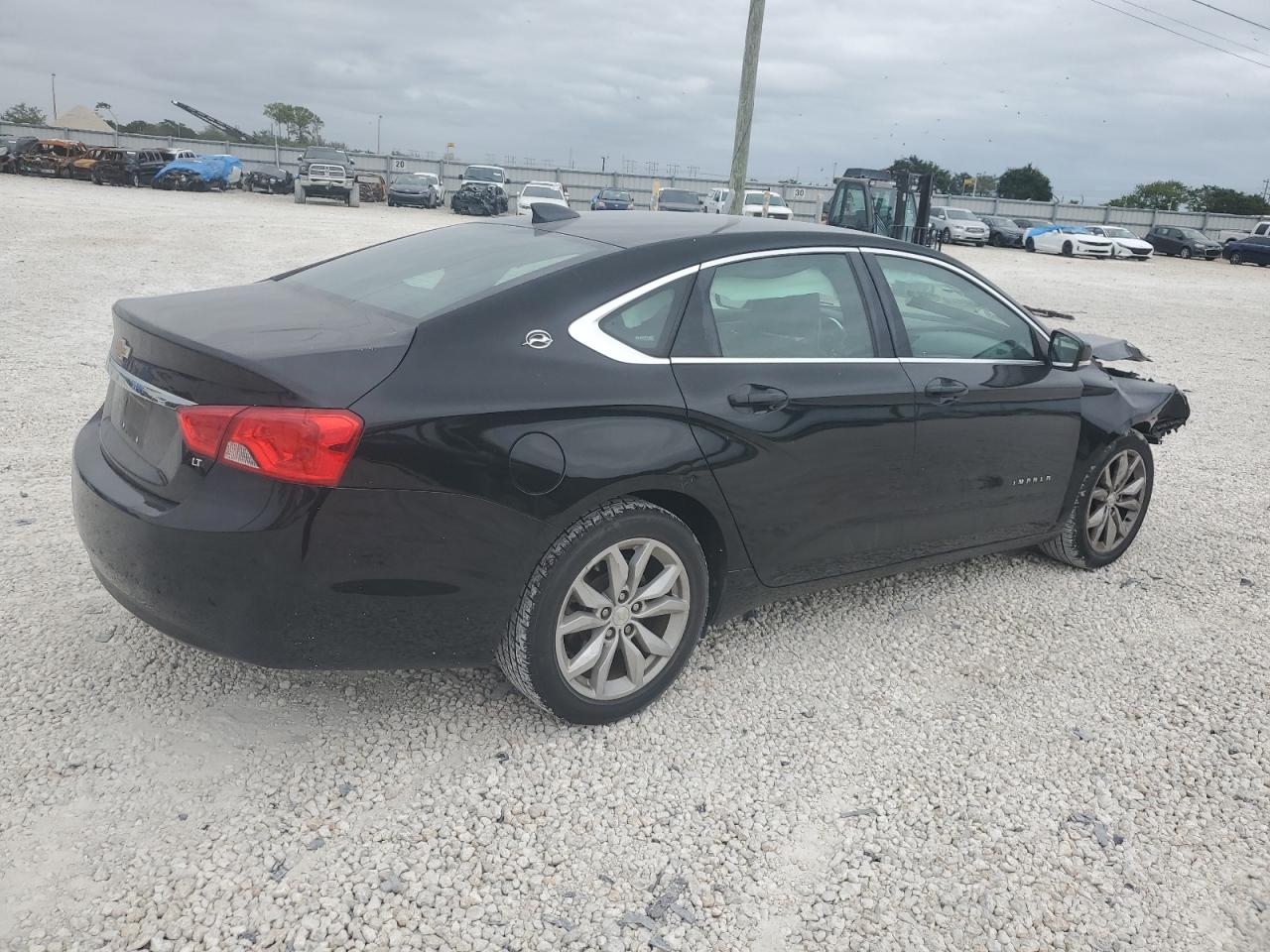 Obraz 3 z 2017 CHEVROLET IMPALA LT 2017 z VIN 2G1105S39H9113044