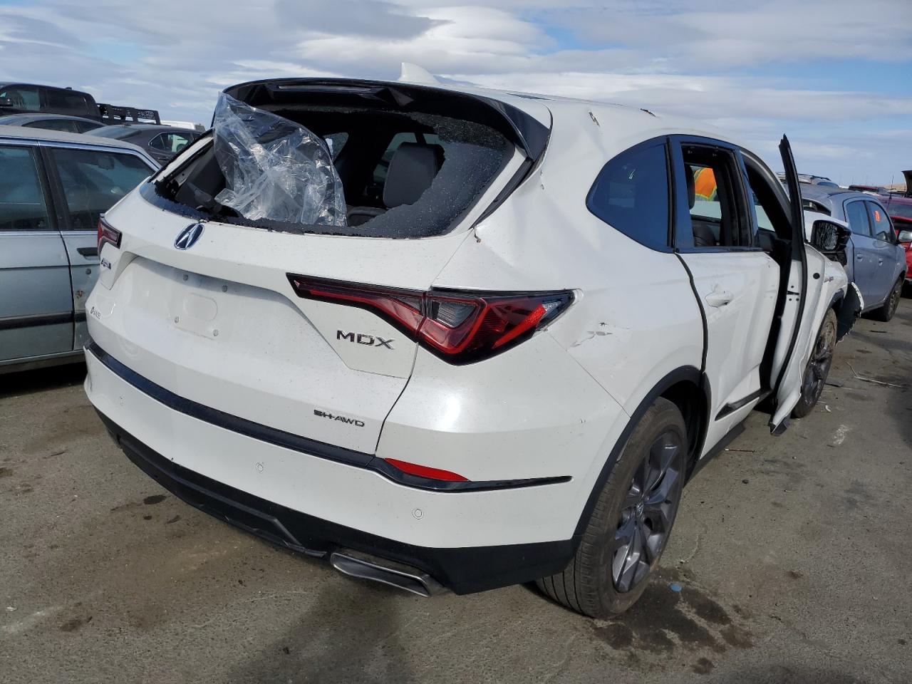 Image 3 of 2023 ACURA MDX A-SPEC 2023 with VIN 5J8YE1H01PL018970