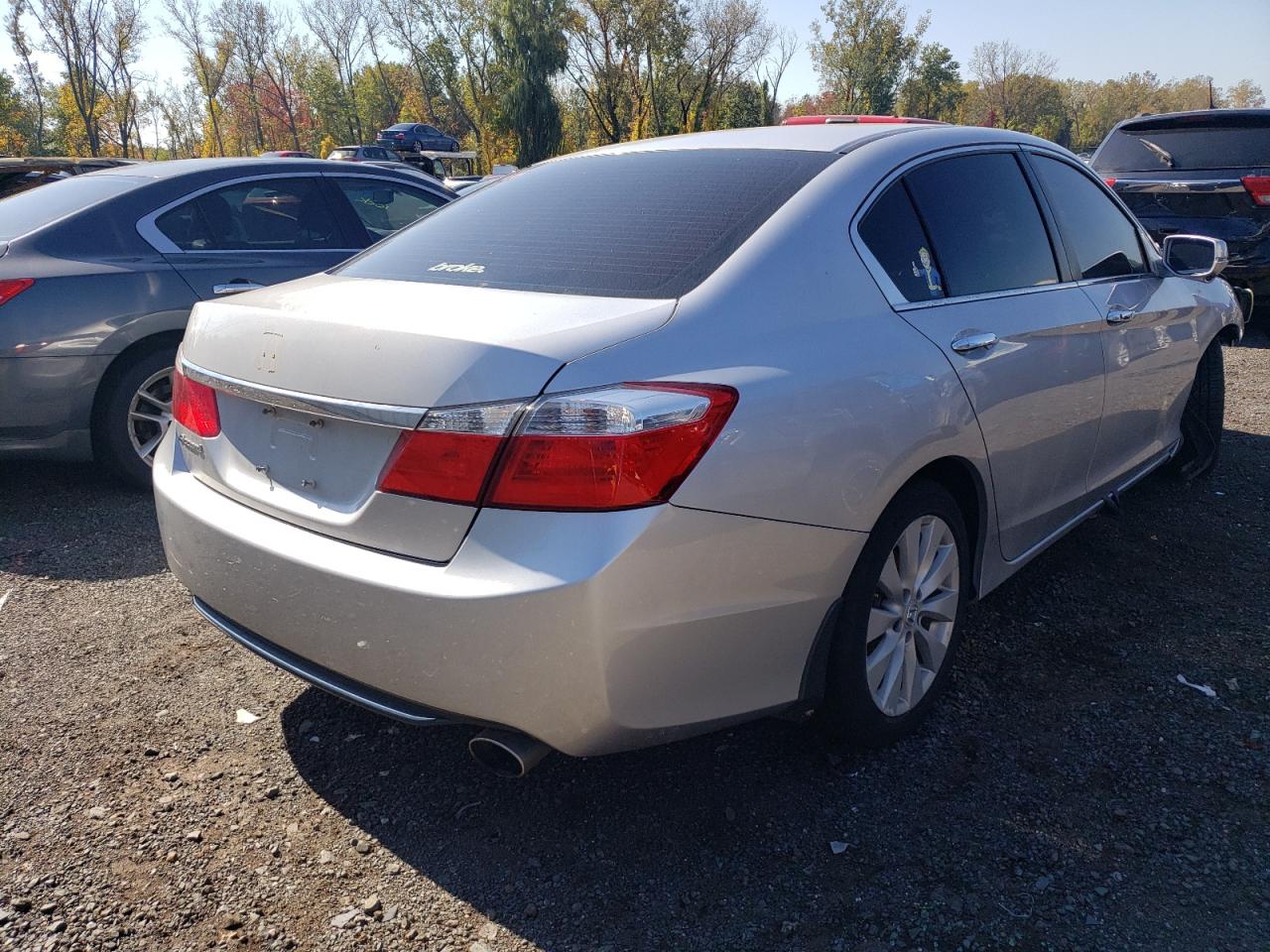 Obraz 3 z Honda Accord Ex 2013 z VIN 1HGCR2E70DA116613