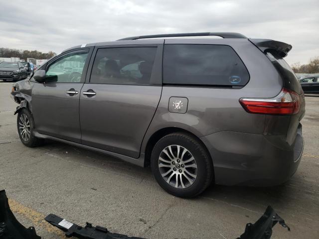 Изображение 2 2019 TOYOTA SIENNA XLE 2019 с VIN 5TDYZ3DC8KS984528
