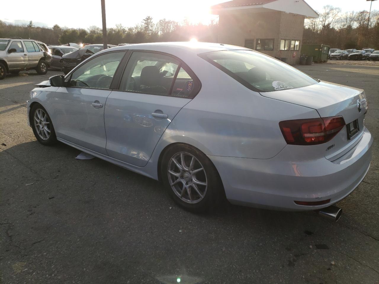 Изображение 2 2018 VOLKSWAGEN JETTA S 2018 с VIN 3VW2B7AJ8JM257888