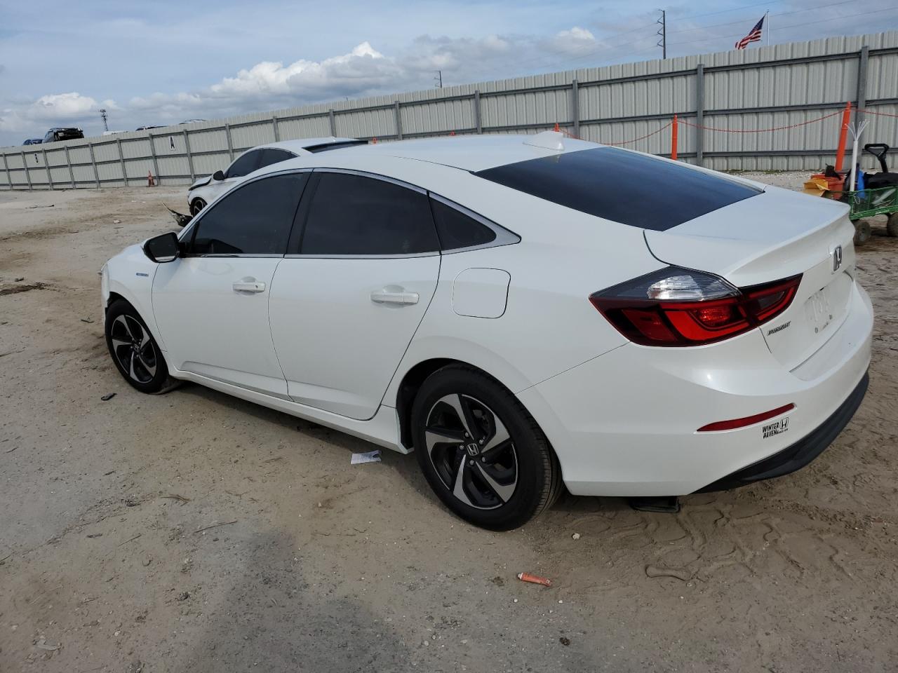 Изображение 2 2022 HONDA INSIGHT EX 2022 с VIN 19XZE4F52NE002883