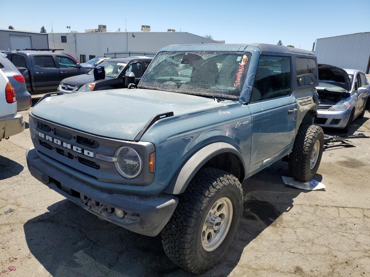 Изображение Ford Bronco Base 2022