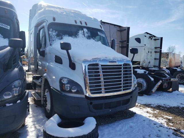 2017 FREIGHTLINER CASCADIA 113  2017 image
